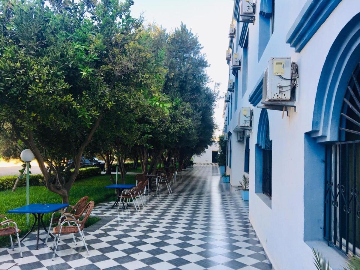 Hotel Ribis Ait Melloul  Buitenkant foto