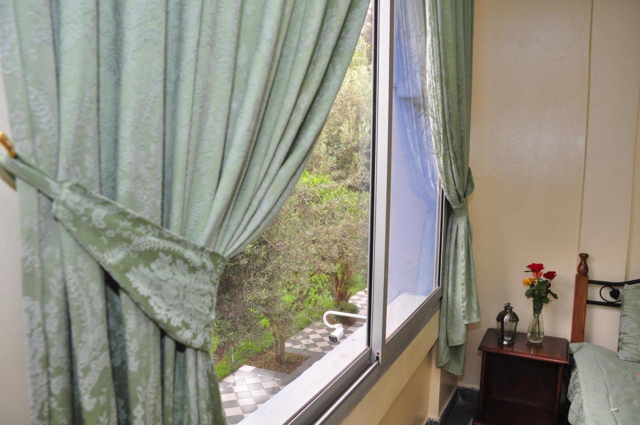 Hotel Ribis Ait Melloul  Buitenkant foto