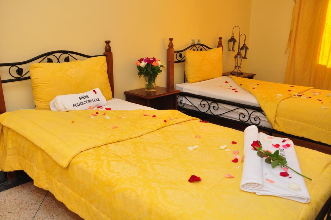 Hotel Ribis Ait Melloul  Buitenkant foto