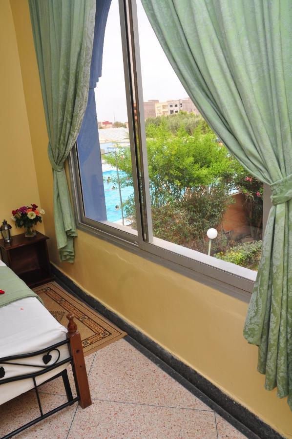Hotel Ribis Ait Melloul  Buitenkant foto